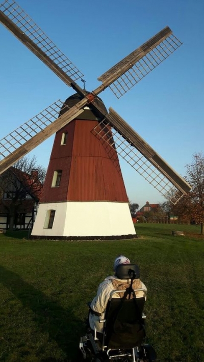 &quot;Jemanden wie Sie muss ich nicht untersuchen, Sie haben nur kulturellen Stress.&quot; - Meryem-Luise erzählt uns von ihrem jahrelangem Leidensweg bis zur Diagnose ME/CFS